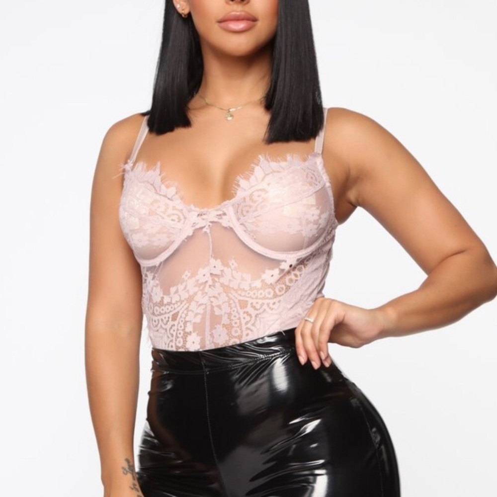 Lace bodysuit - Picture 2 of 2